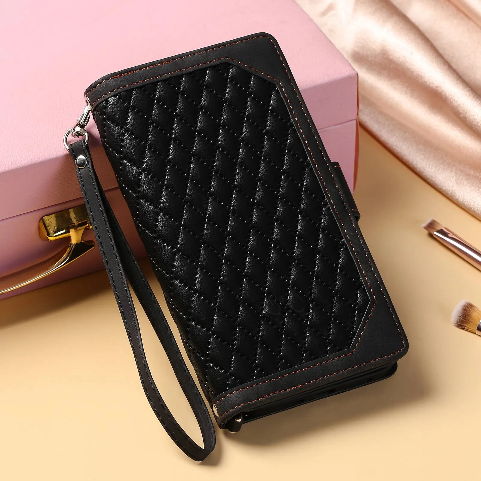 005 Style for Samsung Galaxy S22 5G Stylish Rhombus Texture PU Leather Phone Cover Zipper Pocket Card Cash Holder Shockproof Shell with Wrist Strap