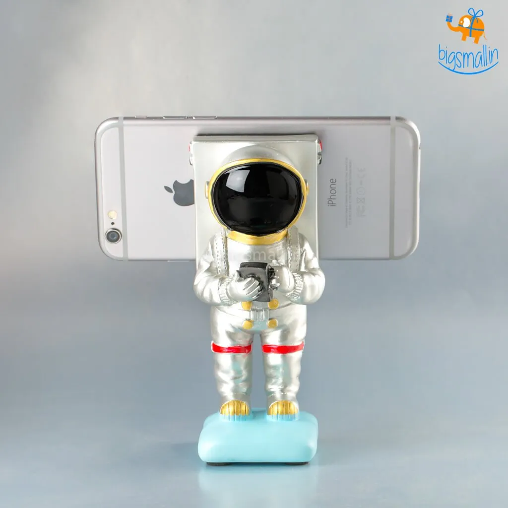 Astronaut Mobile Stand