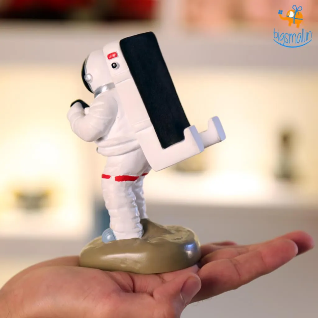 Astronaut Mobile Stand