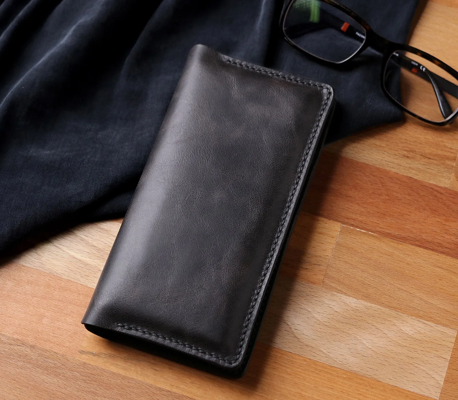 iPhone Leather Wallet Case - Tripolis