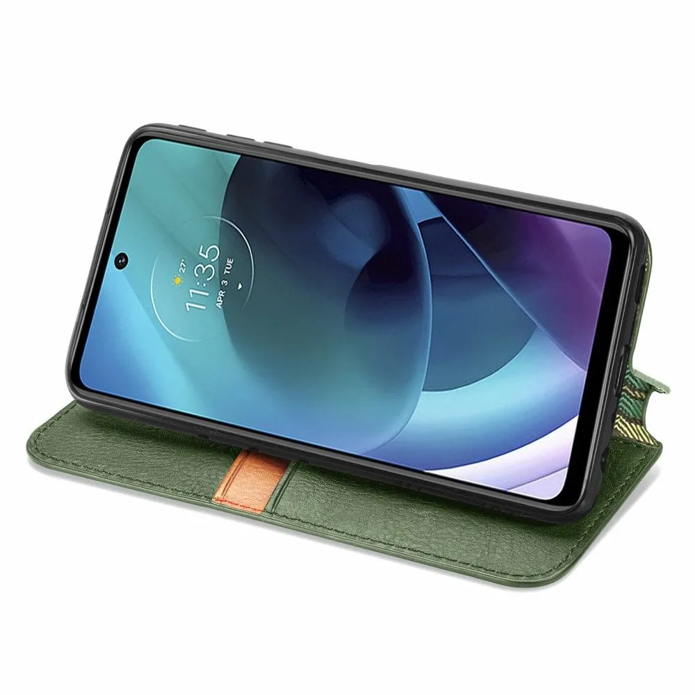 Leather case with a stylish rhombus imprint for Motorola Moto G51 5G - Green