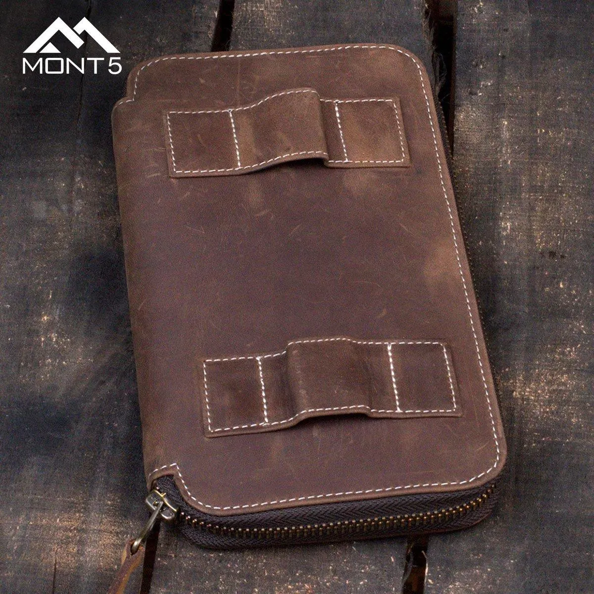 MONT5 Baltit Passport Wallet