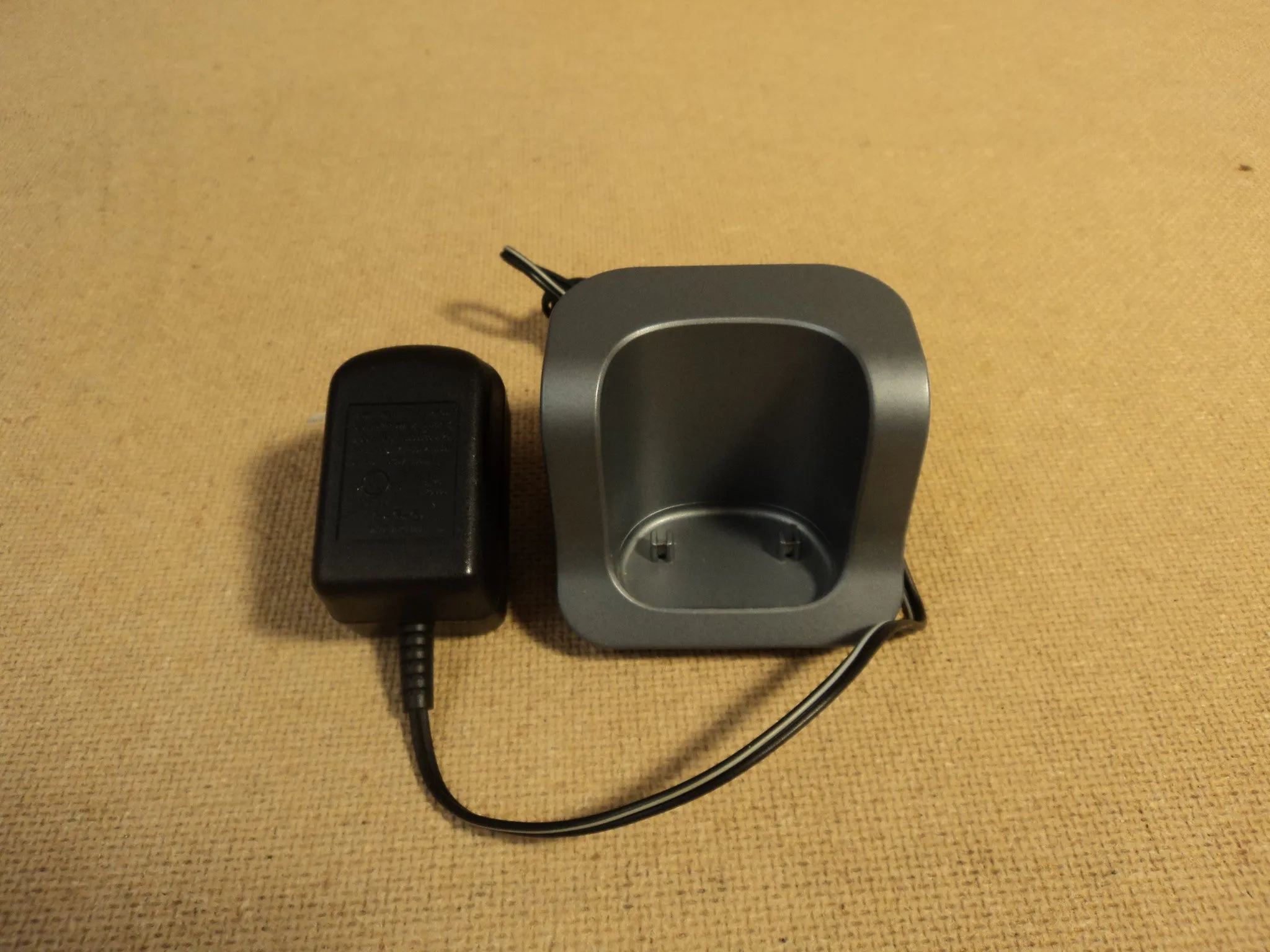 Philips Handset Charging Base Dark Grey/Black Cradle DECT221C -- Used